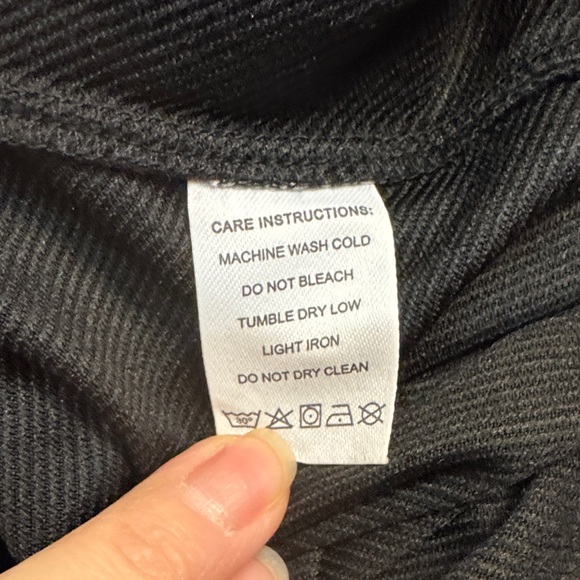 Elegant Black Women's Short Sleeve Top - Picture 6 of 6